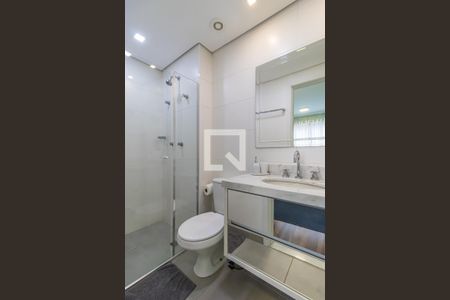 Banheiro da Suíte de apartamento para alugar com 1 quarto, 67m² em Empresarial 18 do Forte, Barueri