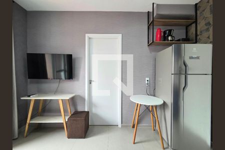 Sala/Cozinha de apartamento para alugar com 1 quarto, 27m² em Vila Olímpia, São Paulo