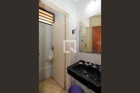Lavabo de casa à venda com 3 quartos, 264m² em Pinheiros, São Paulo