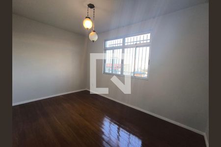 Apartamento à venda com 3 quartos, 97m² em Santa Tereza, Belo Horizonte