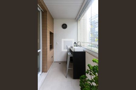 varanda da sala  de apartamento à venda com 3 quartos, 90m² em Vila Andrade, São Paulo