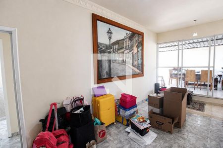 Sala de apartamento para alugar com 2 quartos, 120m² em Vila Valqueire, Rio de Janeiro