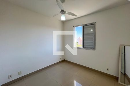 Quarto 1 de apartamento para alugar com 2 quartos, 52m² em Parque Bristol, São Paulo