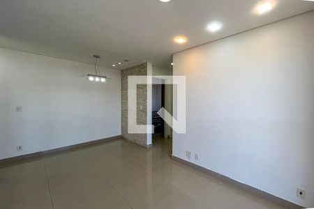 Sala de apartamento para alugar com 2 quartos, 52m² em Parque Bristol, São Paulo