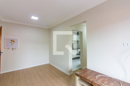 Sala de apartamento para alugar com 2 quartos, 55m² em Quitaúna, Osasco