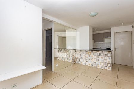 Sala de apartamento para alugar com 2 quartos, 50m² em Taboão, São Paulo