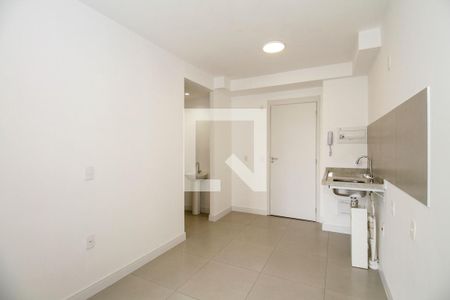 Sala e Cozinha de apartamento para alugar com 1 quarto, 27m² em Pinheiros, São Paulo