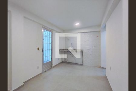 Sala/cozinha de apartamento para alugar com 1 quarto, 32m² em Tijuca, Rio de Janeiro