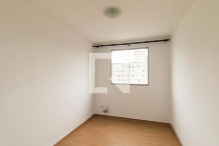Quarto 2 de apartamento para alugar com 2 quartos, 52m² em Pinheirinho, Curitiba