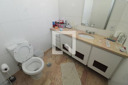 Banheiro de casa para alugar com 3 quartos, 185m² em Jardim da Gloria, São Paulo