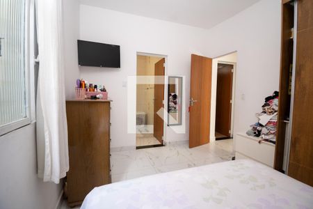 Quarto Suíte de casa à venda com 3 quartos, 225m² em Colorado, Contagem