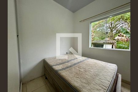 Quarto de kitnet/studio para alugar com 1 quarto, 27m² em Santo Antonio de Lisboa, Florianópolis