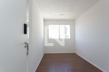 Sala de apartamento para alugar com 2 quartos, 42m² em Conjunto Habitacional Santa Etelvina Iii, São Paulo