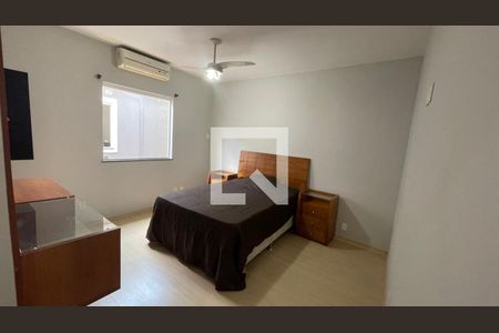Casa de Condomínio à venda com 3 quartos, 308m² em Vargem Pequena, Rio de Janeiro
