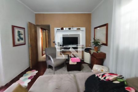 Sala de Estar de casa à venda com 3 quartos, 250m² em Jardim Garcia, Campinas