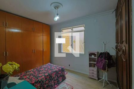 Casa à venda com 4 quartos, 240m² em Caiçaras, Belo Horizonte
