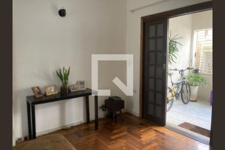 Sala de casa à venda com 4 quartos, 195m² em Cidade Vargas, São Paulo