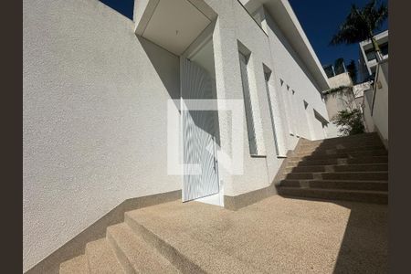 Hall de entrada de casa de condomínio à venda com 4 quartos, 390m² em Alphaville, Santana de Parnaíba