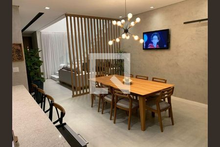 Casa à venda com 4 quartos, 269m² em Jardim Samambaia, Jundiaí