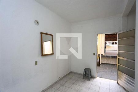 Casa à venda com 3 quartos, 160m² em Parque Reboucas, São Paulo