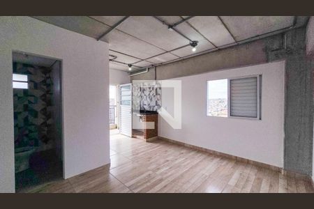 Sala/Cozinha de kitnet/studio para alugar com 1 quarto, 20m² em Jardim Domitila, São Paulo