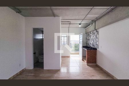 Sala/Cozinha de kitnet/studio para alugar com 1 quarto, 20m² em Jardim Domitila, São Paulo
