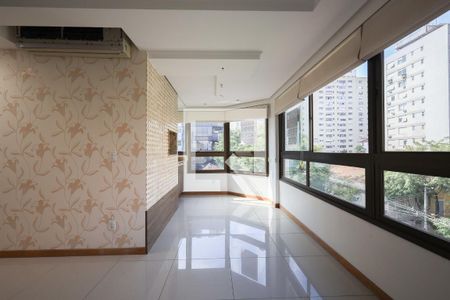 Sala de apartamento à venda com 2 quartos, 98m² em Independência, Porto Alegre