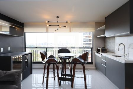 Sala de apartamento para alugar com 2 quartos, 70m² em Jardim Parque Morumbi, São Paulo