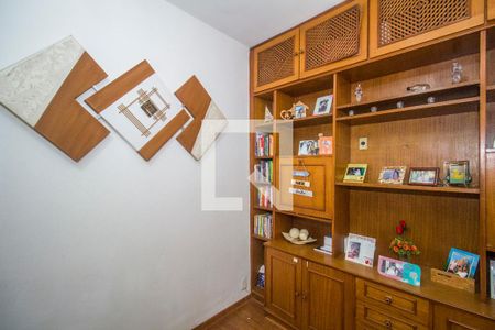 Sala de casa à venda com 4 quartos, 150m² em Vila Valqueire, Rio de Janeiro