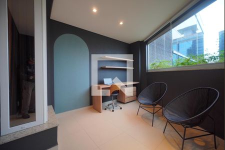 Escritório/Gabinete de apartamento para alugar com 1 quarto, 61m² em Centro, Florianópolis