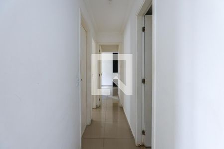 Corredor de apartamento à venda com 3 quartos, 61m² em Jardim Caner, Taboão da Serra