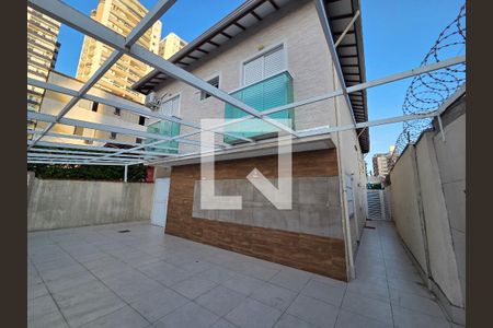 Garagem de casa de condomínio para alugar com 3 quartos, 84m² em Vila Tupi, Praia Grande