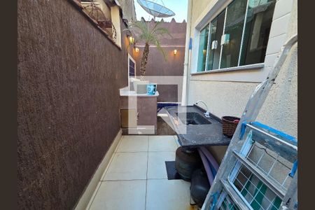Quintal de casa de condomínio para alugar com 3 quartos, 84m² em Vila Tupi, Praia Grande