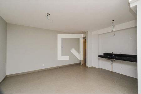 Apartamento à venda com 3 quartos, 217m² em Ipiranga, Belo Horizonte