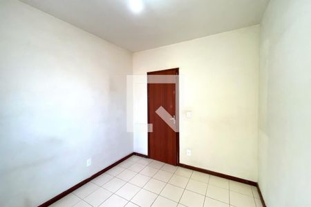 Quarto 1 de apartamento para alugar com 2 quartos, 58m² em Sagrada Família, Belo Horizonte