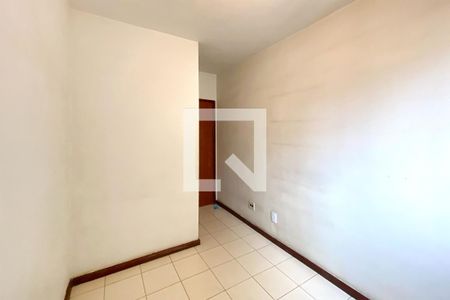 Quarto 2 de apartamento para alugar com 2 quartos, 58m² em Sagrada Família, Belo Horizonte