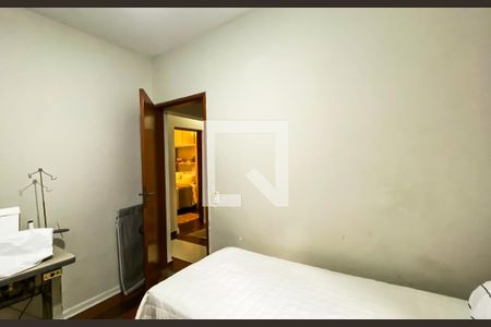 Quarto 2 de casa para alugar com 6 quartos, 240m² em Parque Cisper, São Paulo