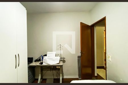 Quarto 2 de casa para alugar com 6 quartos, 240m² em Parque Cisper, São Paulo