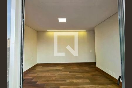 Apartamento à venda com 3 quartos, 257m² em Cambuí, Campinas