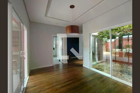 Casa de Condomínio para alugar com 3 quartos, 240m² em Swiss Park, Campinas