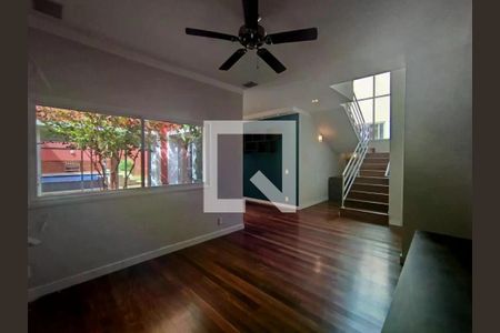 Casa de Condomínio para alugar com 3 quartos, 240m² em Swiss Park, Campinas
