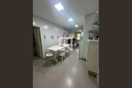 Apartamento à venda com 3 quartos, 238m² em Jardim Madalena, Campinas
