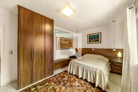 Casa à venda com 6 quartos, 939m² em Itaim Bibi, São Paulo