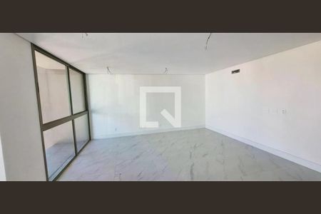 Apartamento à venda com 3 quartos, 178m² em Vila Itapura, Campinas