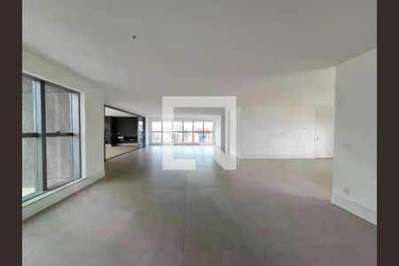 Apartamento à venda com 3 quartos, 316m² em Cambuí, Campinas
