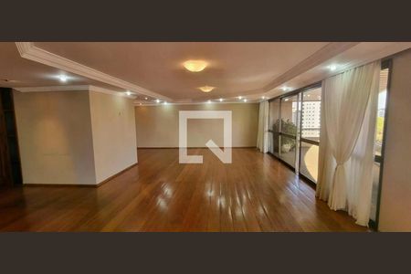 Apartamento à venda com 4 quartos, 344m² em Cambuí, Campinas