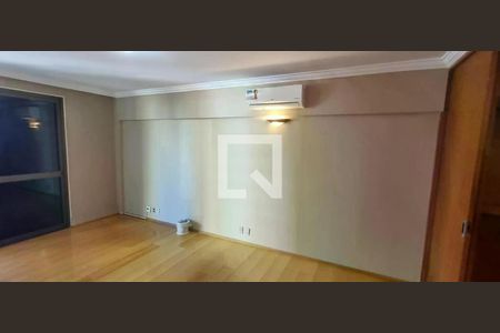 Apartamento à venda com 4 quartos, 344m² em Cambuí, Campinas