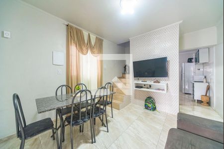 Sala de casa à venda com 4 quartos, 124m² em Cidade São Jorge, Santo André