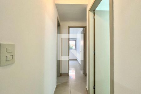 Corredor de apartamento para alugar com 3 quartos, 74m² em Vila da Saúde, São Paulo