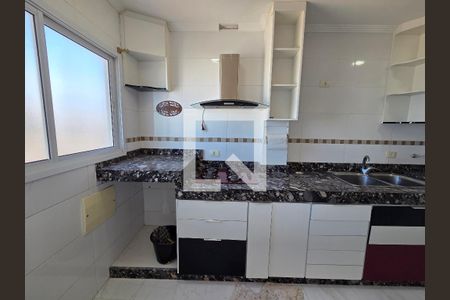 Cozinha de apartamento para alugar com 2 quartos, 92m² em Aviação, Praia Grande